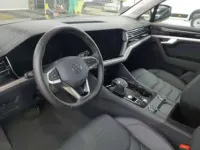 Gebraucht VW Touareg 231 PS (169 kW) 2026 Grenadillschwarz metallic SUV