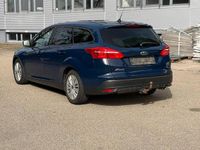 Gebraucht Ford Focus 150 PS (110 kW) 2018 Blau Kombi