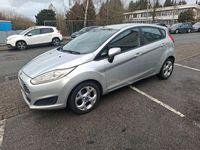 Gebraucht Ford Fiesta Titanium 95 PS (69 kW) 2013 Silber Limousine