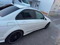 Gebraucht Mercedes C350 Avantgarde 306 PS (225 kW) 2012 Weiß Limousine
