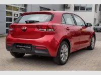 Gebraucht Kia Rio Vision 101 PS (74 kW) 2022 Rot Kleinwagen