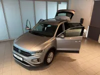 Gebraucht VW T-Roc Life 110 PS (80 kW) 2023 Silber SUV