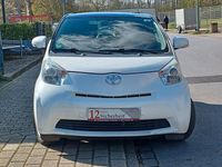 Gebraucht Toyota iQ 68 PS (50 kW) 2011 Weiß Kleinwagen
