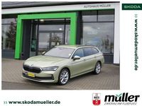 Gebraucht Skoda Superb Selection 150 PS (110 kW) 2024 Gelb (ice tea gelb metallic) Kombi