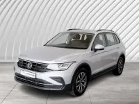 Gebraucht VW Tiguan Life 150 PS (110 kW) 2023 Reflexsilber metallic SUV