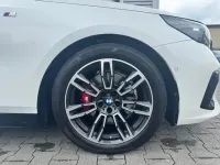 Gebraucht BMW 520 Performance 197 PS (144 kW) 2025 Weiß Limousine