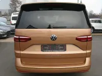 Second-hand VW Multivan Life 150 CP (110 kW) 2024 Monovolum
