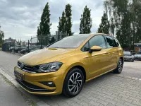 Gebraucht VW Golf Sportsvan Join 131 PS (96 kW) 2018 Kurkumagelb metallic Van / Kleinbus
