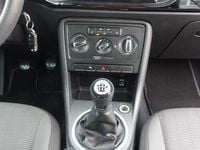 Gebraucht VW Beetle Cabriolet Basis 160 PS (117 kW) 2013 Schwarz Cabrio