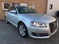 Gebraucht Audi A3 Attraction 125 PS (91 kW) 2010 Silber Kleinwagen