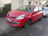 Gebraucht Renault Clio II 80 PS (58 kW) 2006 Rot Kleinwagen