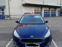 Gebraucht Ford Focus Business Edition 125 PS (91 kW) 2016 Blau Limousine