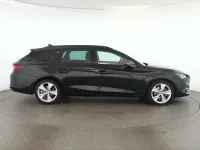 Gebraucht Seat Leon FR 150 PS (110 kW) 2024 Midnight schwarz Limousine