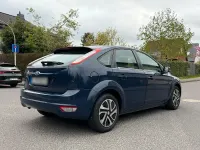 Second-hand Ford Focus 101 CP (74 kW) 2010 Albastru Hatchback