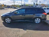 Gebraucht Ford Focus Trend 105 PS (77 kW) 2011 Pantherschwarz metallic Kombi