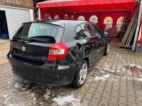 Używany BMW 116 102 KM (75 kW) 2004 Czarny Hatchback