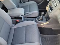 gebraucht VW Touran 1.2 TSI Trendline Klimaauto Sitzh 7 Sitz