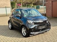 Gebraucht Smart ForTwo Coupé 60 kW (82 PS) 2022 Nachtschwarz Kleinwagen