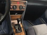 Gebraucht Mercedes E260 161 PS (118 kW) 1990 Limousine