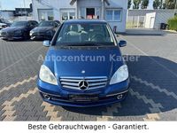 Gebraucht Mercedes A200 Elegance 193 PS (141 kW) 2010 Blau Limousine