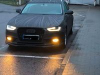 Gebraucht Audi A4 Design 177 PS (130 kW) 2012 Grau Kombi