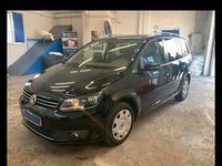 Gebraucht VW Touran Life 140 PS (102 kW) 2014 Schwarz Van / Kleinbus