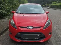 Gebraucht Ford Fiesta Ghia 82 PS (60 kW) 2009 Rot Limousine