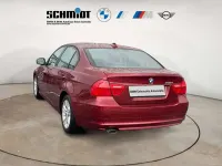 Second-hand BMW 318 143 CP (105 kW) 2010 Roșu Berlinǎ