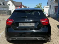 Gebraucht Mercedes A200 Urban 156 PS (114 kW) 2016 Schwarz Kleinwagen