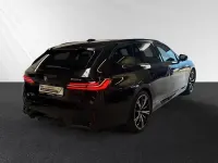 Gebraucht BMW 520 Comfort Edition 197 PS (144 kW) 2025 Saphirschwarz metallic Kombi