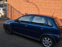 Używany Opel Corsa 101 KM (74 kW) 2004 Niebieski Hatchback