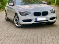 Gebraucht BMW 114 Advantage 2012 Weiß Kleinwagen