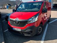 Gebraucht Renault Trafic 115 PS (84 kW) 2014 Rot Van / Kleinbus