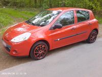 Second-hand Renault Clio IV Expression 75 CP (55 kW) 2012 Roșu Hatchback