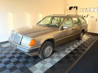 Gebraucht Mercedes E230 132 PS (97 kW) 1990 Beige Kombi