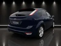 Gebraucht Ford Focus 145 PS (106 kW) 2010 Blau Limousine