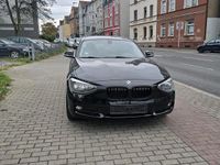 Gebraucht BMW 118 143 PS (105 kW) 2014 Schwarz Kleinwagen