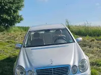Gebraucht Mercedes E200 163 PS (119 kW) 2003 Silber Limousine