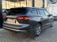 Neu Ford Focus Titanium X 155 PS (114 kW) 2026 Grau Limousine