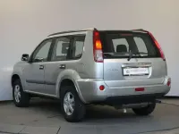 Gebraucht Nissan X-Trail Comfort 140 PS (102 kW) 2004 Silber SUV