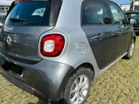 Usata Smart ForFour 71 CV (52 kW) 2014 Utilitaria