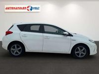 Gebraucht Toyota Auris Hybrid Life+ 99 PS (72 kW) 2014 Weiß Limousine
