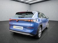 Gebraucht VW T-Roc 150 PS (110 kW) 2025 Blau SUV
