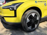 Usado Volvo EX30 Plus 200 kW (272 HP) 2024 Amarelo SUV