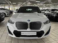 Gebraucht BMW iX1 M Sport 230 kW (313 PS) 2023 Weiss SUV