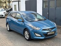 Gebraucht Hyundai i30 110 PS (80 kW) 2012 Blau Kombi