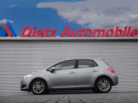 Gebraucht Toyota Auris 101 PS (74 kW) 2010 Silber (metallic) Limousine