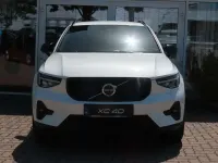 Gebraucht Volvo XC40 Plus 197 PS (144 kW) 2023 Weiß SUV