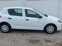 Gebraucht Dacia Sandero 75 PS (55 kW) 2013 Weiß Limousine