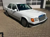 Gebraucht Mercedes 200 105 PS (77 kW) 1990 Weiß Limousine